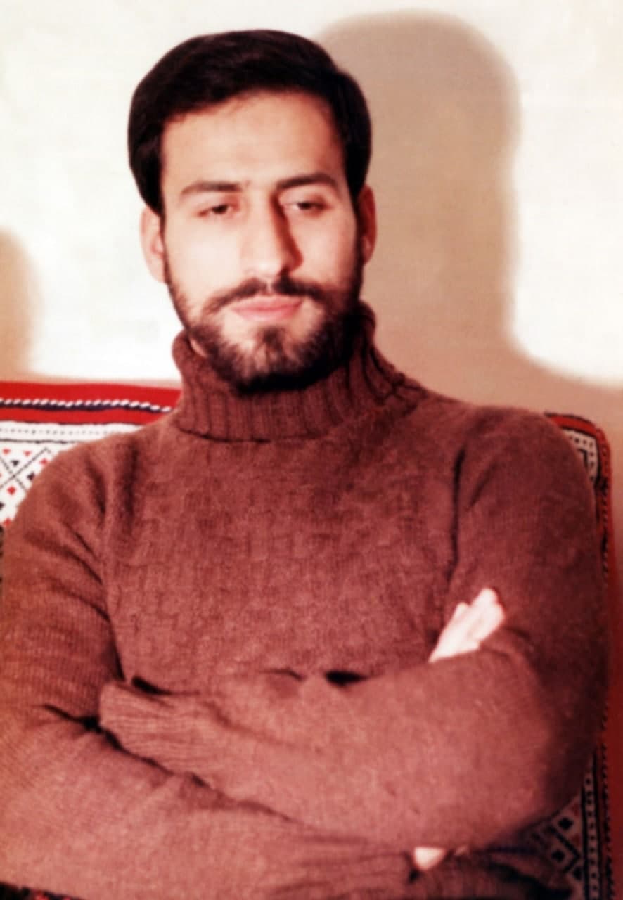 تصویر شهید خلبان احمد کشوری