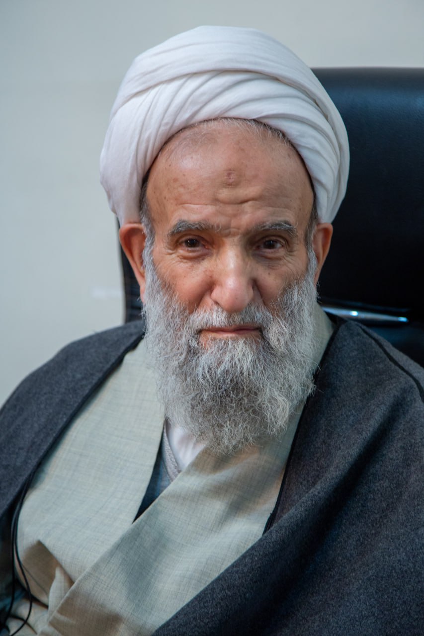 مجموعه تصاویر باکیفیت از آیت الله حاج شیخ ابوالقاسم مقدس آذرشهری