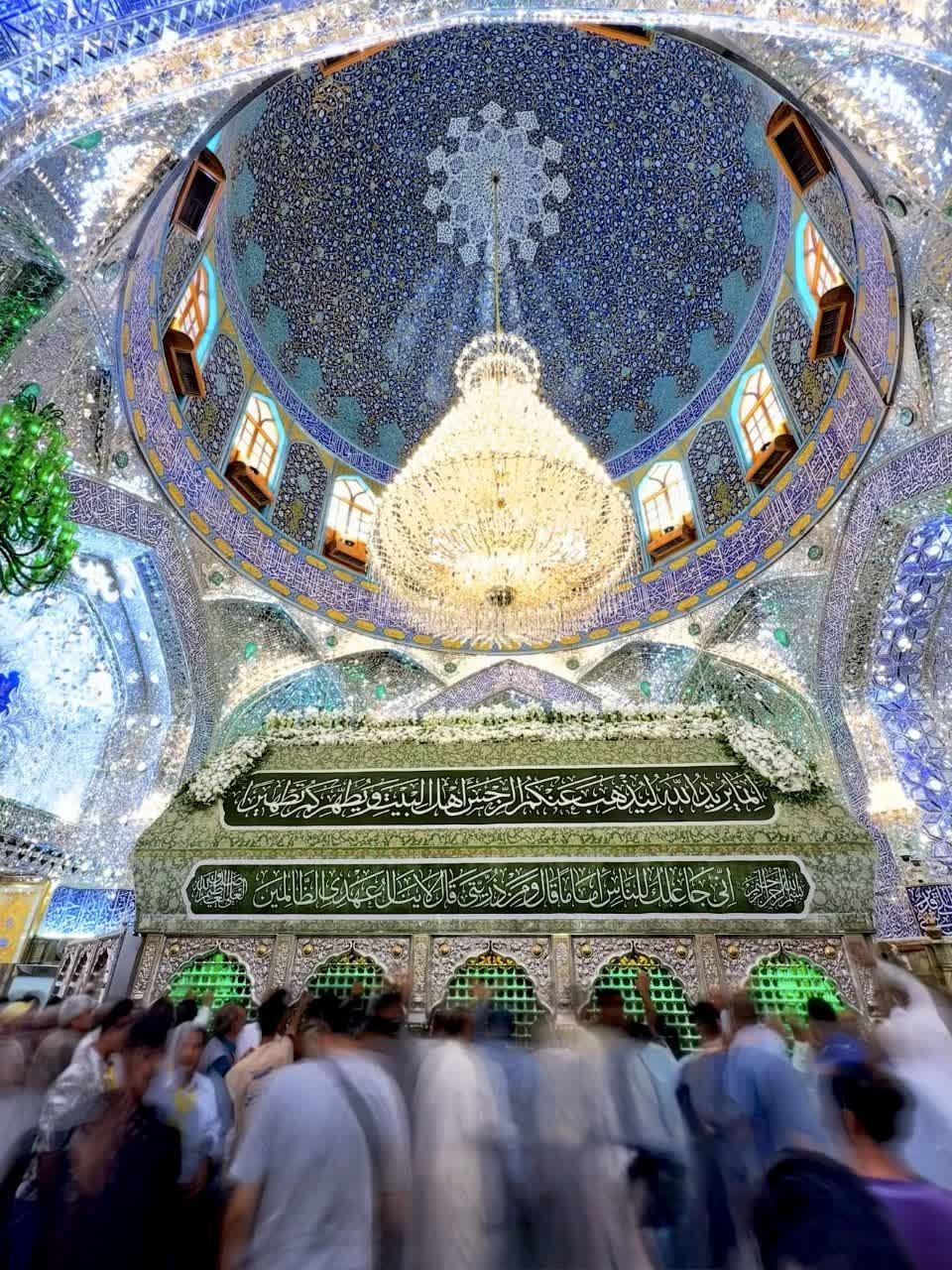 عکس داخل حرم امام رضا