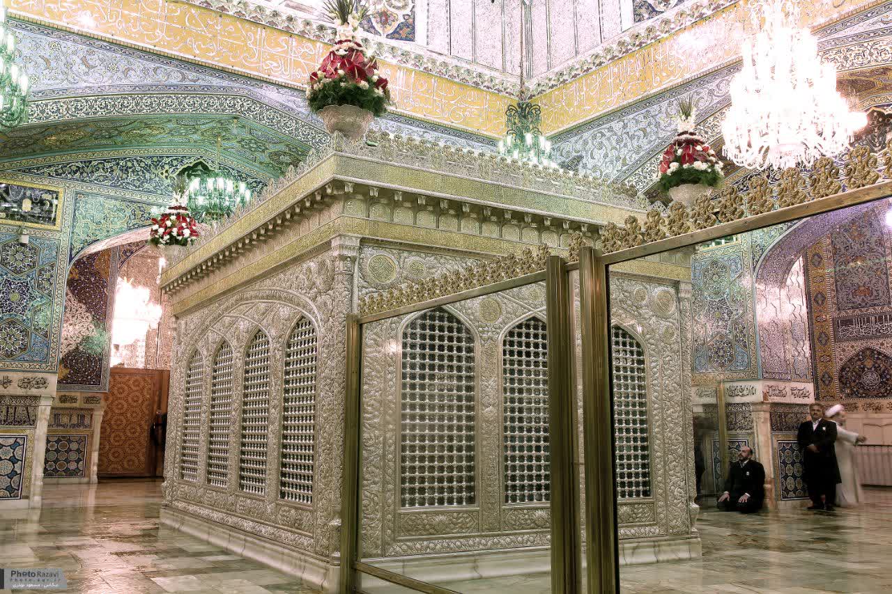 تصویر باکیفیت از ضریح مطهر امام رضا علیه السلام