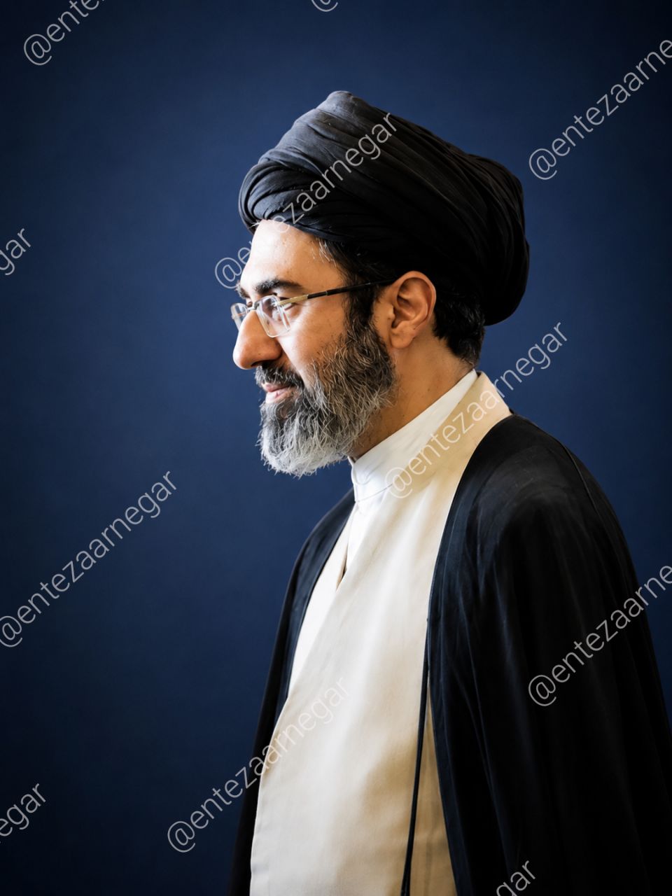امام سید مجتبی حسینی خامنه ای 4