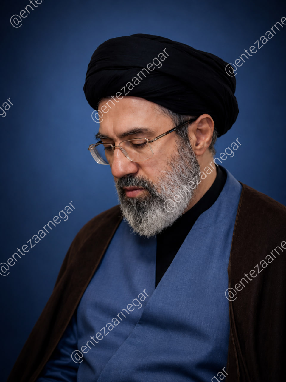 امام سید مجتبی حسینی خامنه ای 44