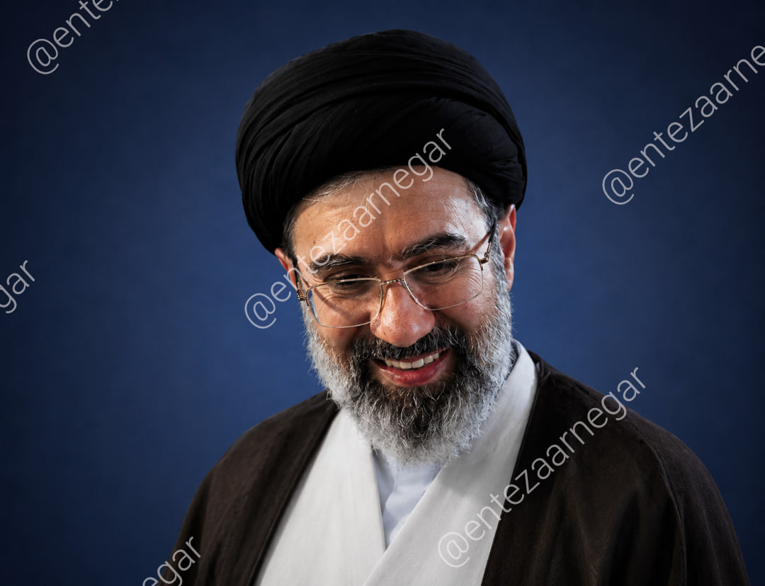 امام سید مجتبی حسینی خامنه ای 27