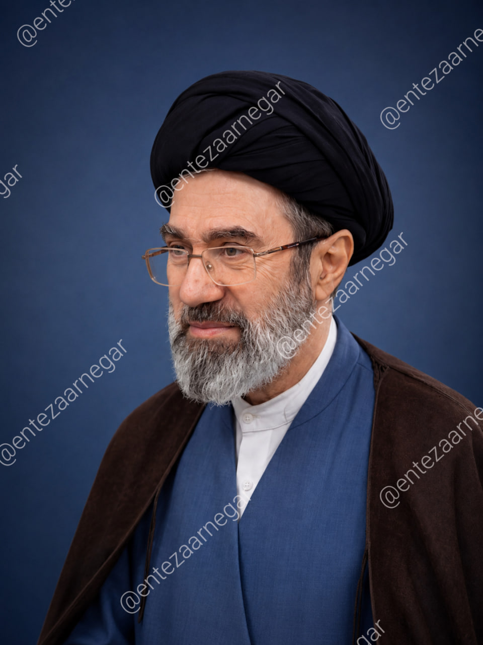 امام سید مجتبی حسینی خامنه ای 18