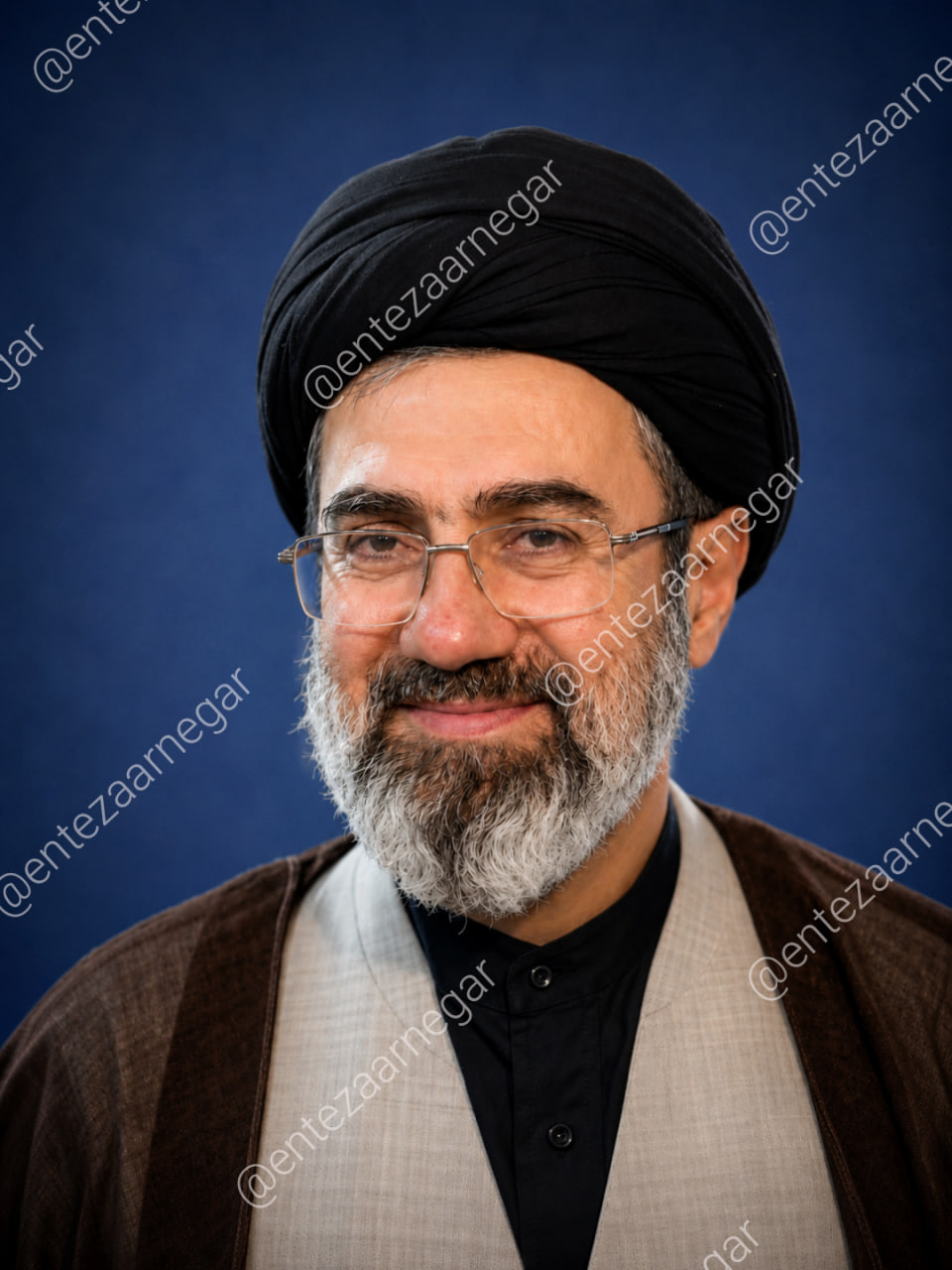 امام سید مجتبی حسینی خامنه ای 26