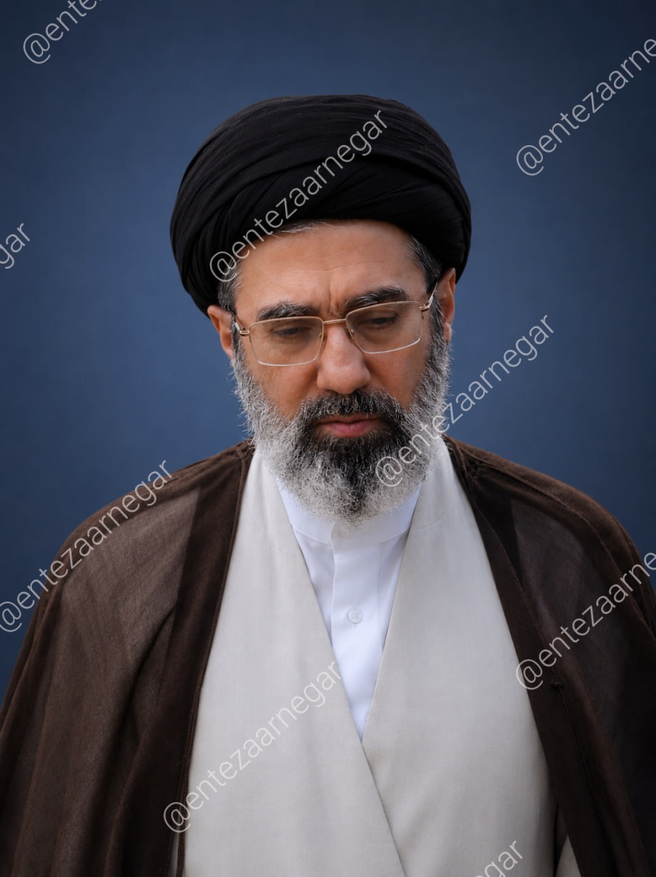امام سید مجتبی حسینی خامنه ای 17