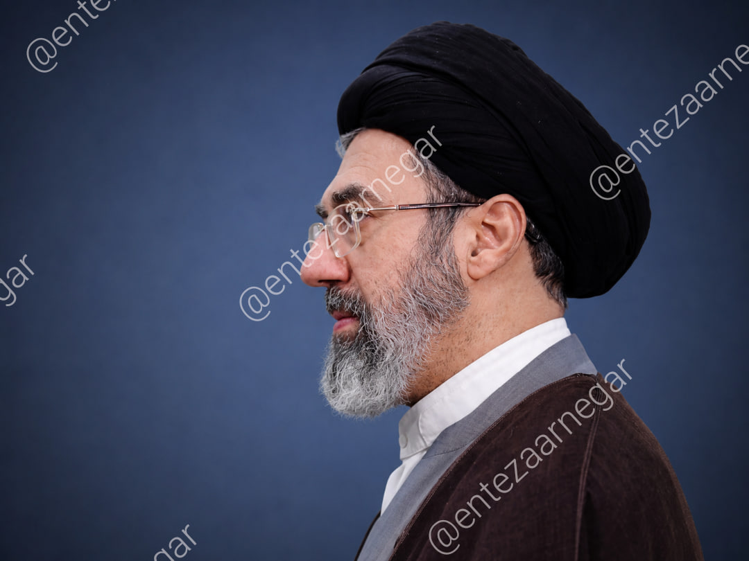 امام سید مجتبی حسینی خامنه ای 20