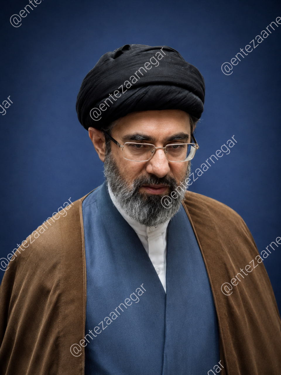 امام سید مجتبی حسینی خامنه ای 29