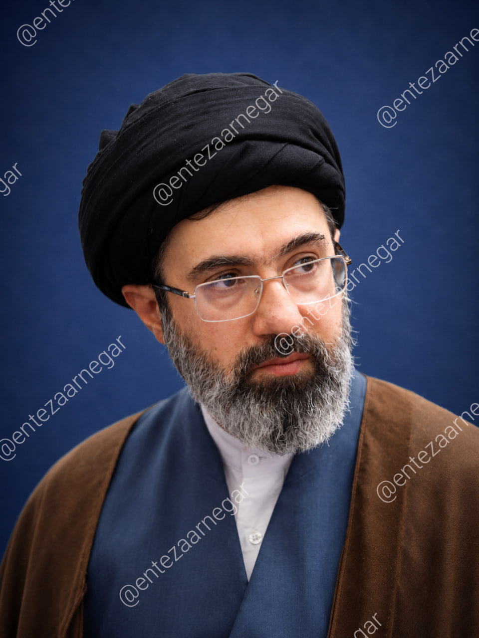 امام سید مجتبی حسینی خامنه ای 48