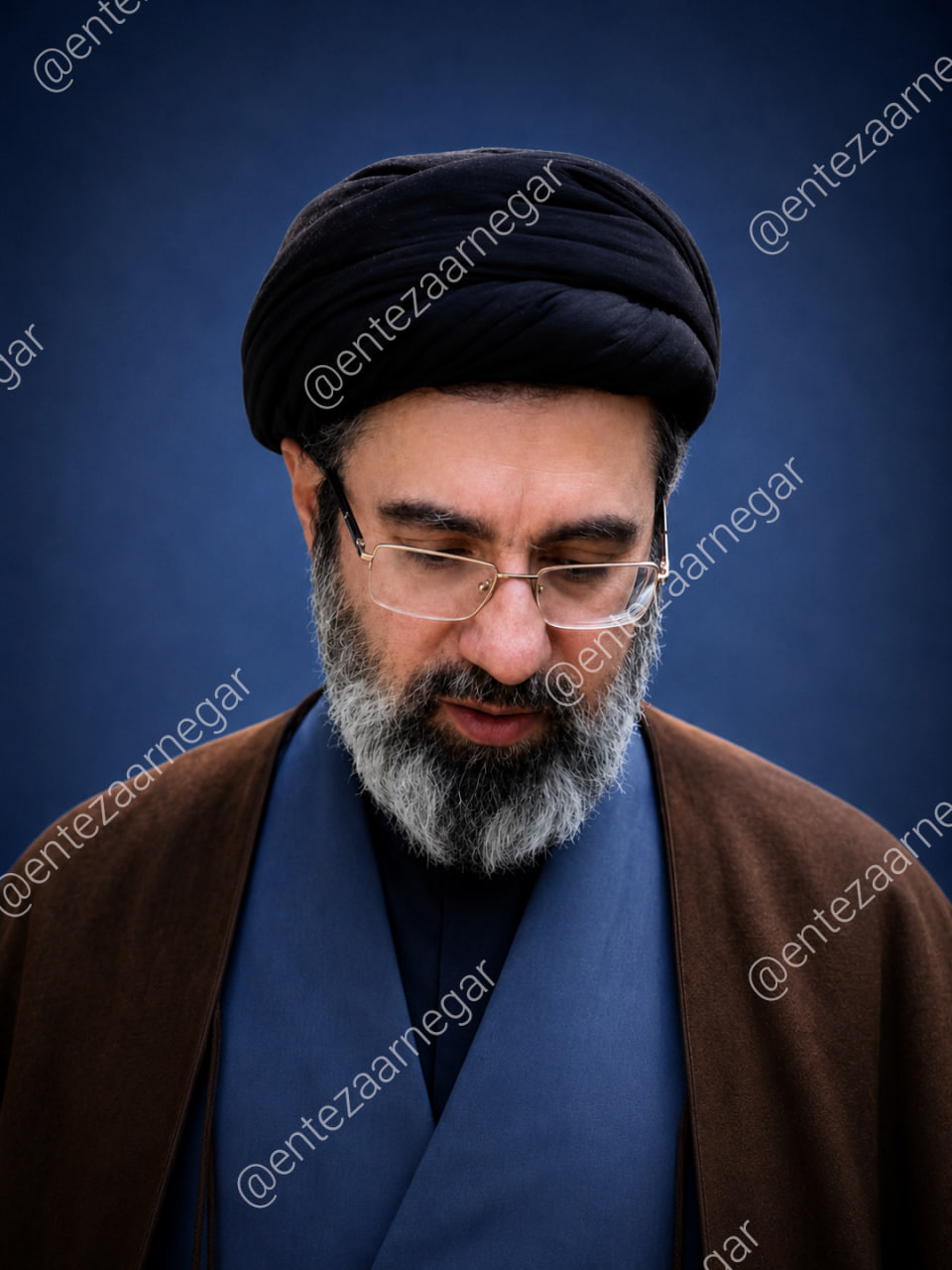 امام سید مجتبی حسینی خامنه ای 28