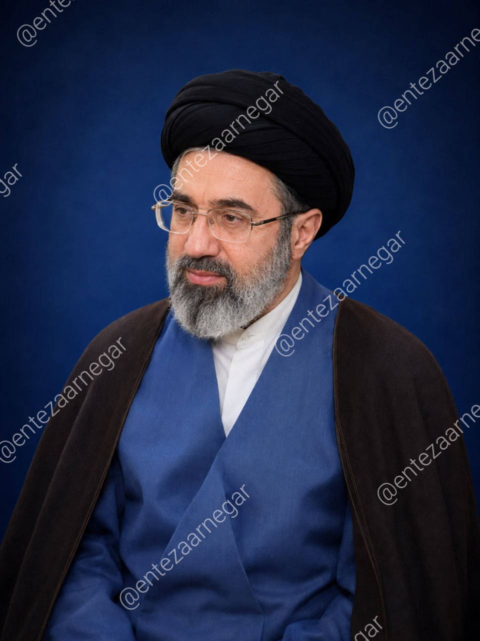 امام سید مجتبی حسینی خامنه ای 37