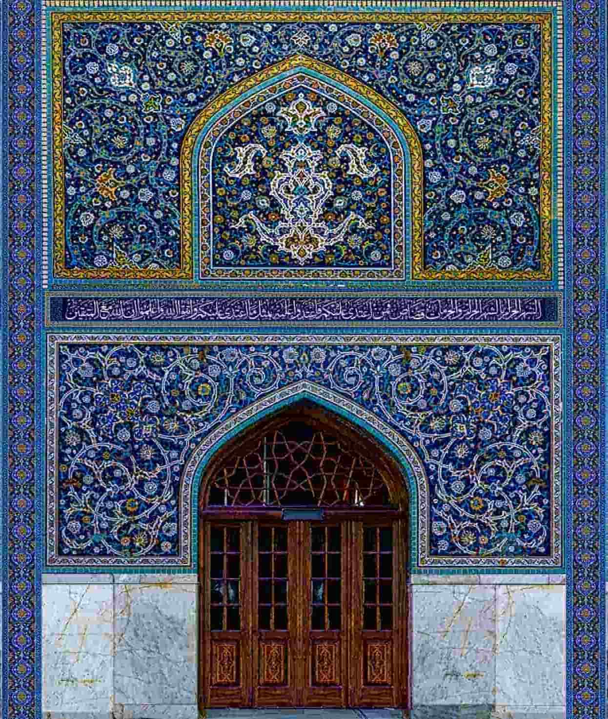 فایل باکیفیت دیوار رواق دارالذکر