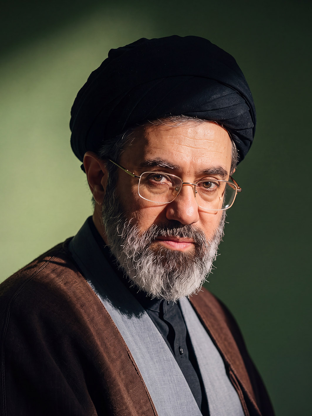 رهبر عزیز ایران