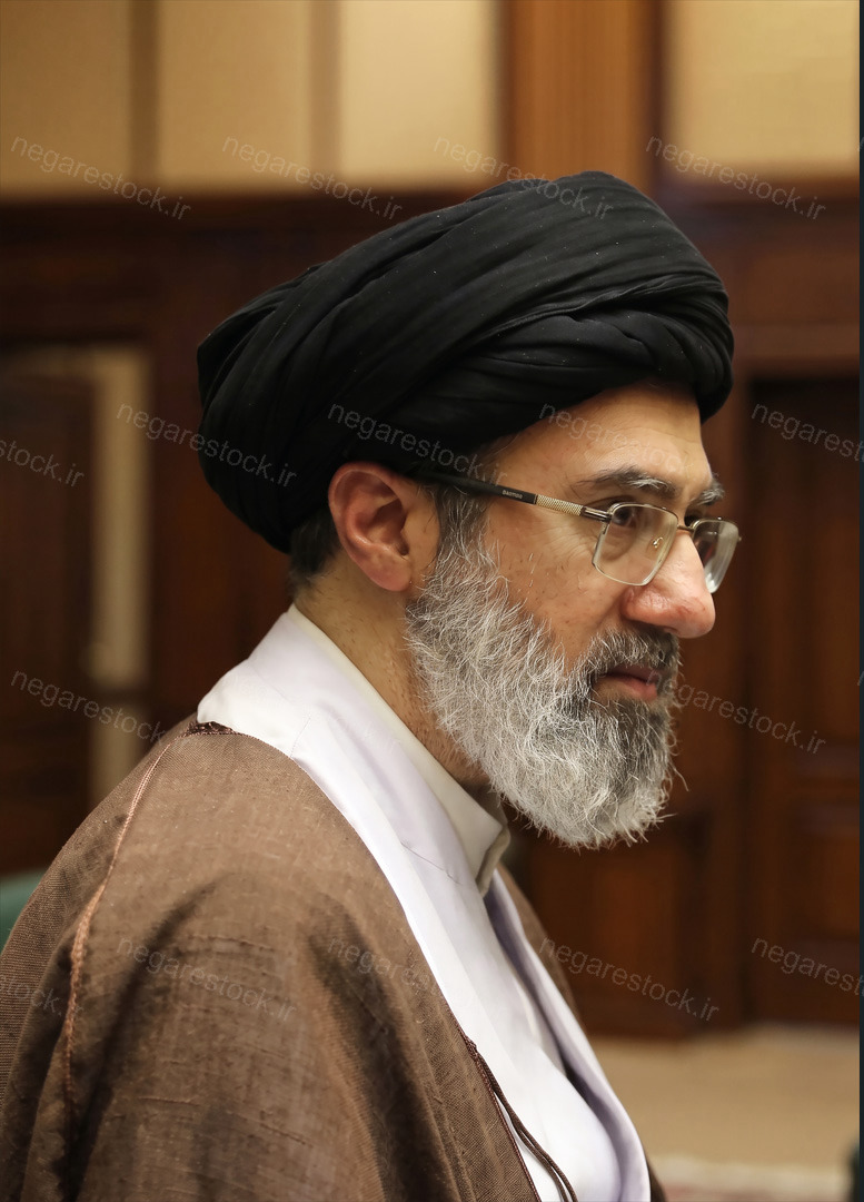 تصویر با کیفیت بالا از حضرت آیت الله سید مجتبی حسینی خامنه ای