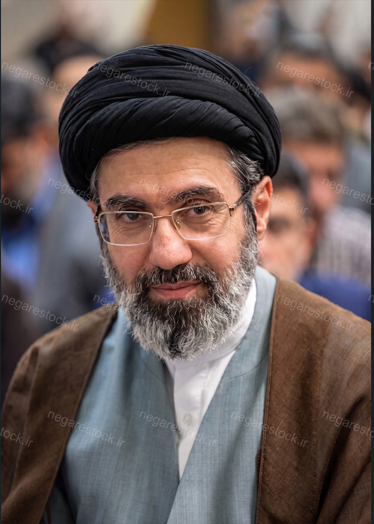 تصویر با کیفیت بالا از حضرت آیت الله سید مجتبی حسینی خامنه ای