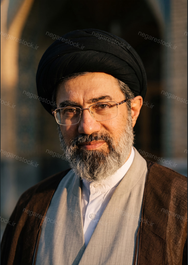 تصویر با کیفیت از حضرت آیت الله امام سید مجتبی حسینی خامنه ای